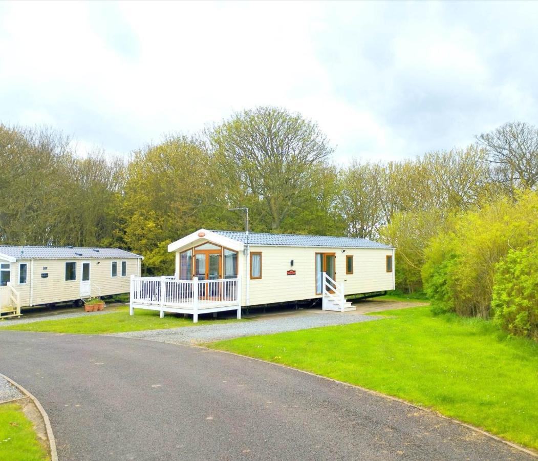 Sand Le Mere Holiday Village Caravan Hire Tunstall  المظهر الخارجي الصورة